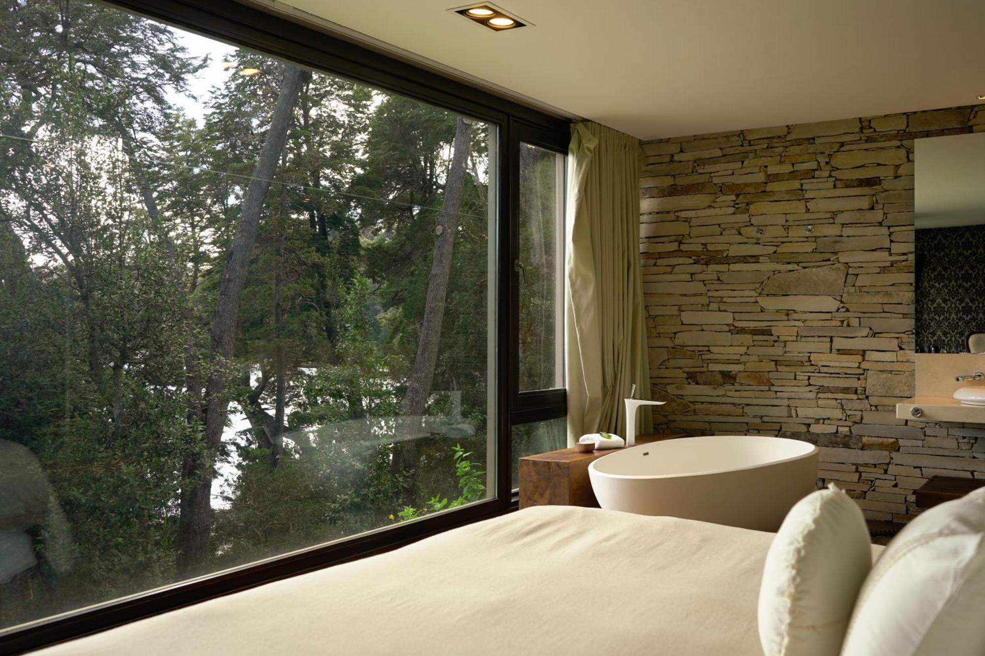 Calfuco Wine & Hotel 5*